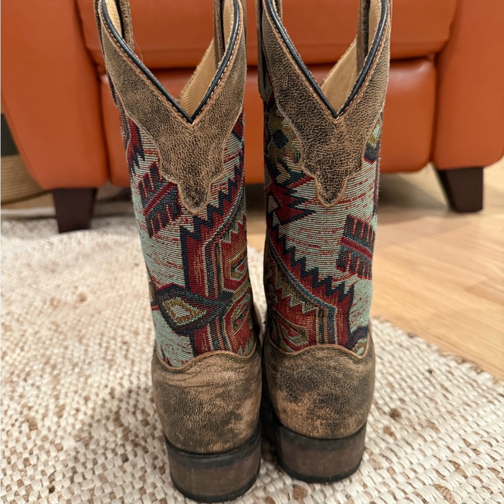 Laredo Multicolor Patterned Heeled Boots - Picture 4 of 6